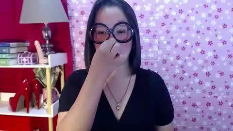 Joana online show from October 2025 07:09:02 PM