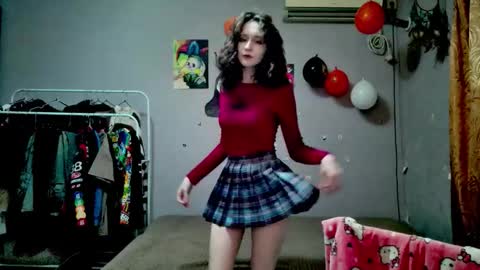 Joannatompson online show from November 2025 10:14:01 PM