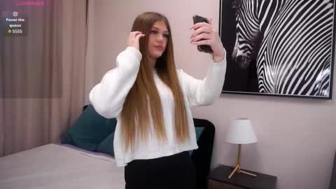 Karyn online show from December 2025 07:02:02 AM