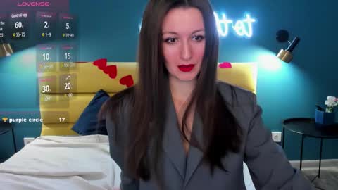 Joan online show from February 2026 01:37:01 AM