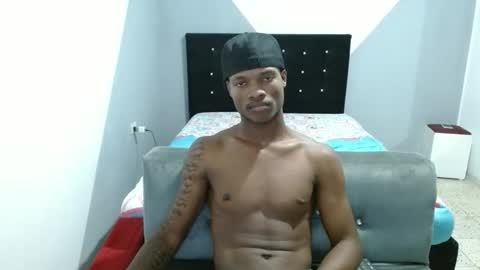 joao_leao online show from December 2025 08:16:02 PM