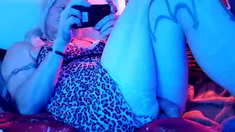 Snapshot of jocelynnuttz chatting on October 2025 05:55:02 AM jocelynnuttz online show from October 2025 05:55:02 AM