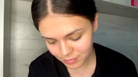 Mila online show from May 2026 10:53:02 AM