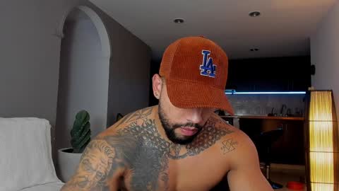 joe_esthetic online show from February 2025 11:47:01 PM