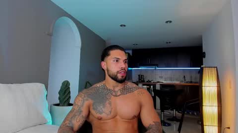 joe_esthetic online show from February 2025 10:37:01 PM