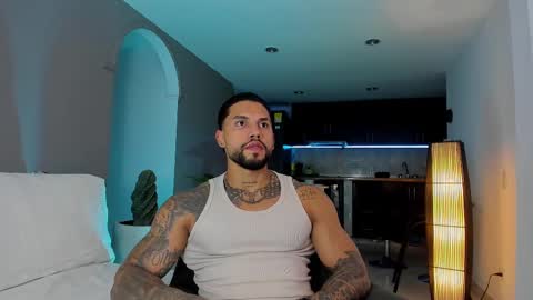 joe_esthetic online show from February 2025 11:42:01 PM