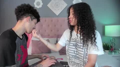 Emma  Joe online show from December 2025 04:20:02 AM