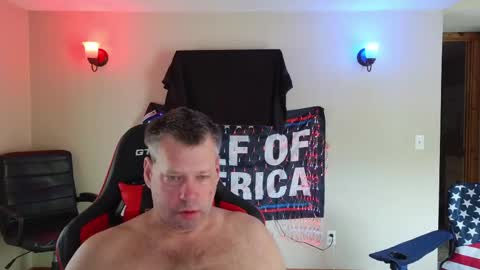 joejoe__ online show from April 2026 01:16:02 PM