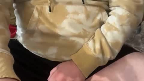 joemoehn312 online show from October 2025 04:42:01 PM