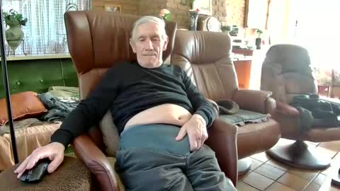 Snapshot of johan7_heet chatting on February 2025 01:32:01 PM johan7 heet online show from February 2025 01:32:01 PM