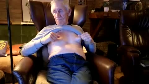 johan7 heet online show from April 2026 09:26:01 PM