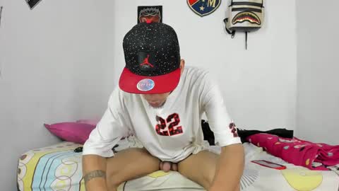 johan_and_antonella online show from December 2024 06:37:02 PM