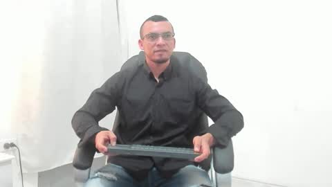 johan online show from November 2025 04:23:01 AM