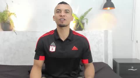 johan online show from November 2025 05:06:01 AM