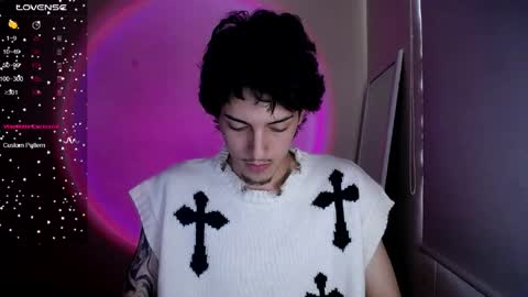 Snapshot of johan_parker222 chatting on March 2026 07:15:02 PM johan_parker222 online show from March 2026 07:15:02 PM