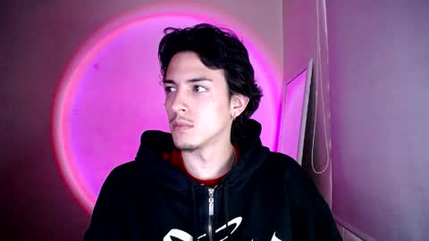 Snapshot of johan_parker222 chatting on April 2026 10:18:01 PM johan_parker222 online show from April 2026 10:18:01 PM