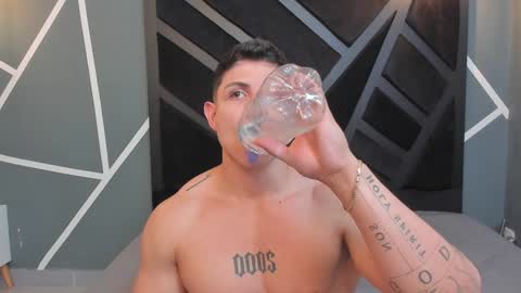 Johan Williams online show from January 2025 07:21:02 AM