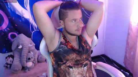 JOHAN independient model online show from April 2026 05:26:01 PM