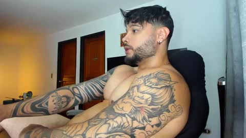 King -    online show from December 2024 01:53:01 AM