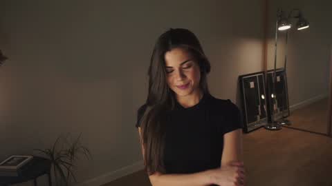 Jo online show from December 2024 11:52:02 PM