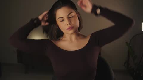 Jo online show from September 2025 07:17:01 PM