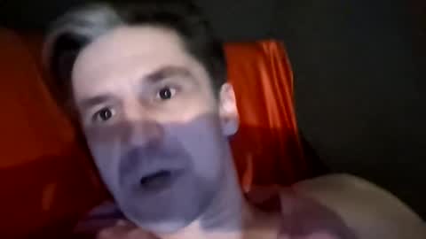 john824535 online show from February 2026 04:19:01 AM