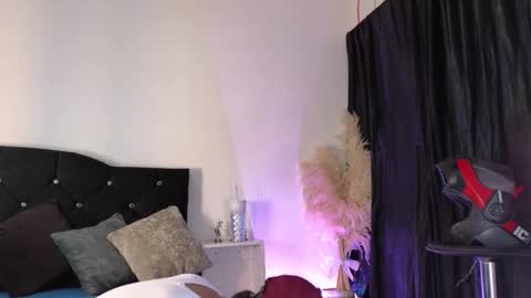 John  online show from November 2025 11:10:01 AM