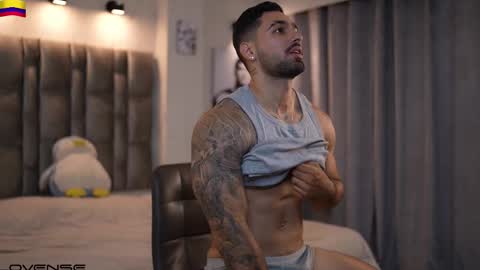 john online show from October 2025 02:18:02 PM