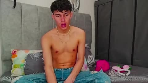 John Vichenso online show from December 2024 07:07:02 PM