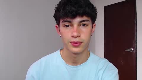 John Vichenso online show from September 2025 09:18:01 PM