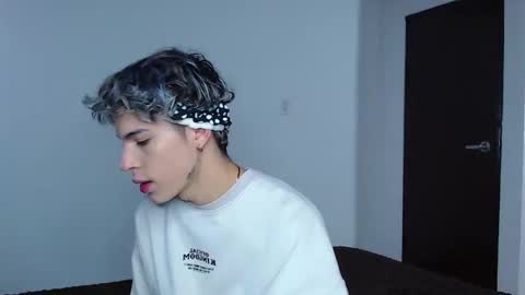 John Vichenso online show from October 2025 10:14:02 PM