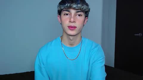 John Vichenso online show from November 2025 10:45:01 PM