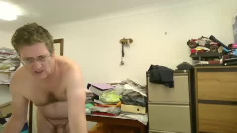 johnathan_stuart33 online show from February 2025 03:31:01 PM