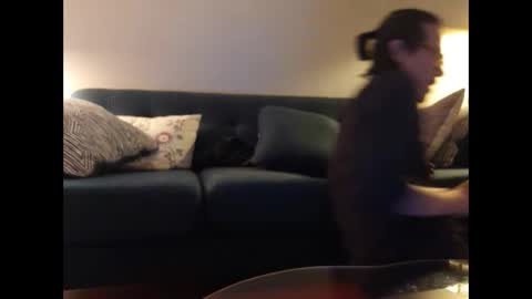 Johnee online show from September 2025 10:31:01 AM