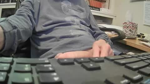 johngp777 online show from November 2025 09:02:01 PM