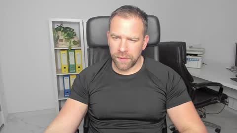 johnnydough82 online show from January 2025 03:50:02 AM