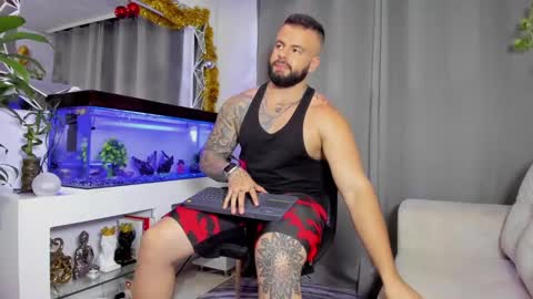 Snapshot of johnnygrayson_ chatting on December 2024 10:57:02 PM JOHNNY online show from December 2024 10:57:02 PM