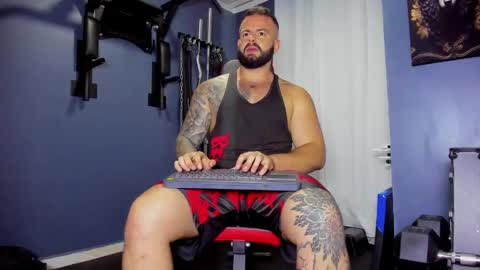 Snapshot of johnnygrayson_ chatting on February 2025 11:32:01 PM JOHNNY online show from February 2025 11:32:01 PM