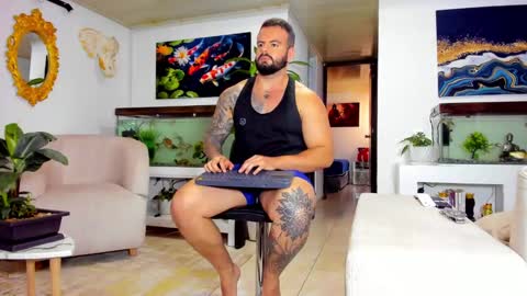 Snapshot of johnnygrayson_ chatting on March 2025 09:36:02 PM JOHNNY online show from March 2025 09:36:02 PM