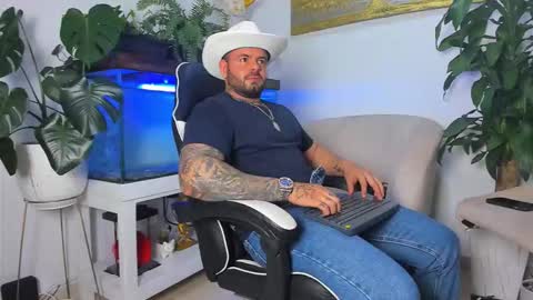 JOHNNY online show from March 2026 02:02:01 AM