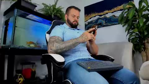 Snapshot of johnnygrayson_ chatting on July 2026 01:42:01 AM JOHNNY online show from July 2026 01:42:01 AM