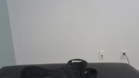 Johnny online show from December 2025 05:16:01 AM