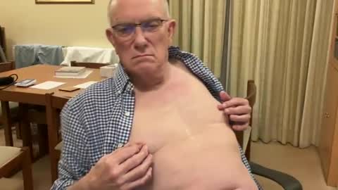 johnsenior41 online show from January 2025 10:52:02 PM