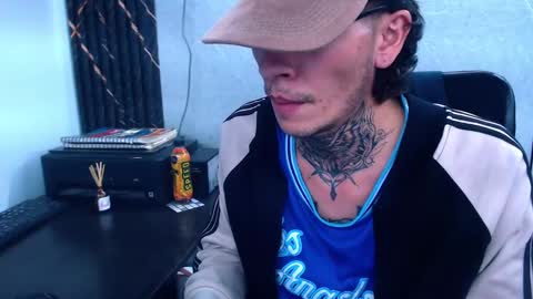 Snapshot of johnsonisaac94_ chatting on February 2025 05:26:02 AM johnsonisaac94  online show from February 2025 05:26:02 AM