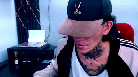 Snapshot of johnsonisaac94_ chatting on February 2025 10:18:02 AM johnsonisaac94  online show from February 2025 10:18:02 AM