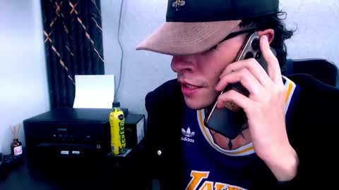 Snapshot of johnsonisaac94_ chatting on February 2025 07:32:02 AM johnsonisaac94  online show from February 2025 07:32:02 AM