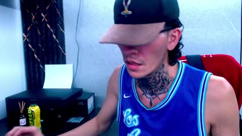 Snapshot of johnsonisaac94_ chatting on February 2025 08:28:01 AM johnsonisaac94  online show from February 2025 08:28:01 AM