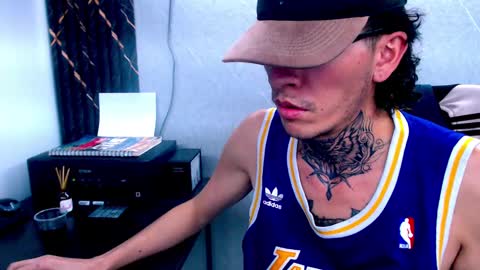 Snapshot of johnsonisaac94_ chatting on February 2025 09:13:02 AM johnsonisaac94  online show from February 2025 09:13:02 AM