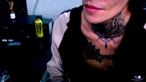 Snapshot of johnsonisaac94_ chatting on February 2025 07:34:01 AM johnsonisaac94  online show from February 2025 07:34:01 AM