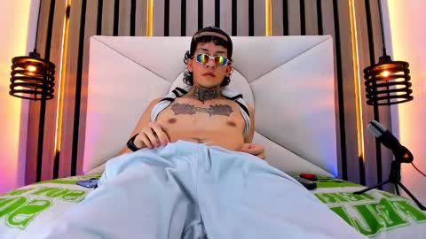 Snapshot of johnsonisaac94_ chatting on March 2025 05:18:02 AM johnsonisaac94  online show from March 2025 05:18:02 AM